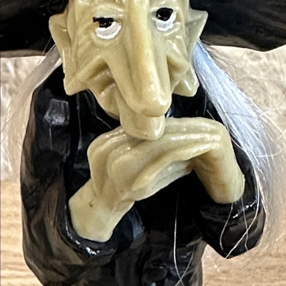Vintage Witch Wilton 1979 5